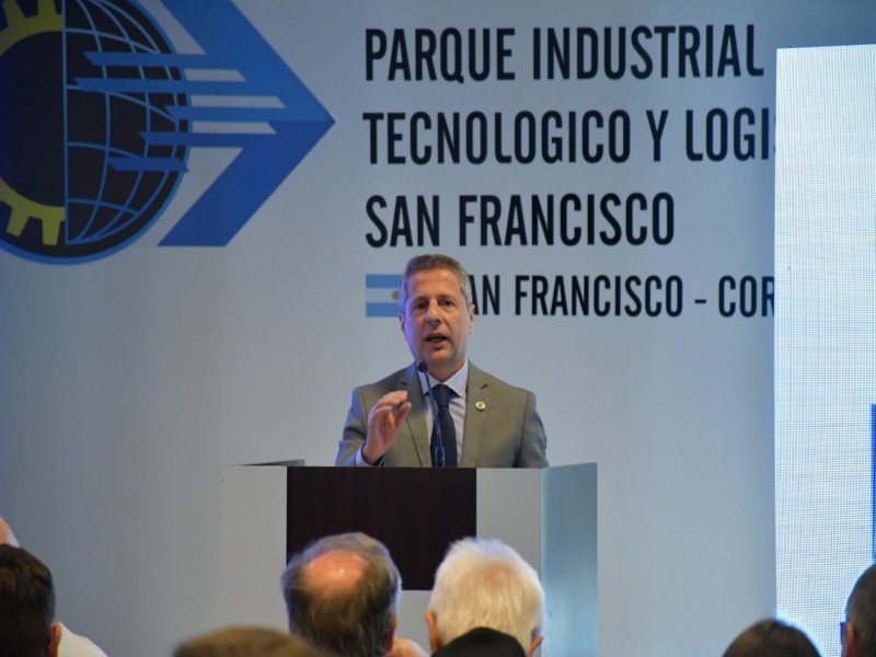 Se realizó el Primer Coloquio Empresarial de San Francisco destacando la importancia del comercio exterior