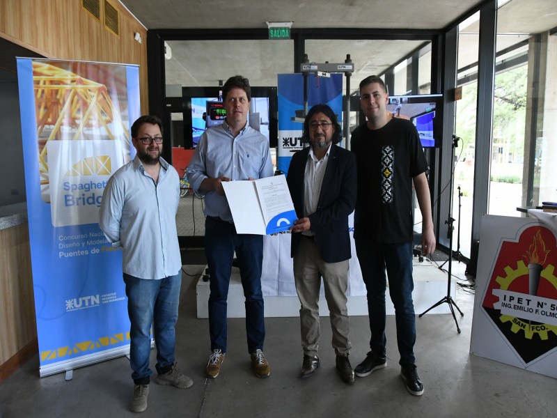 El “Spaghetti Bridge” de UTN declarado de interés municipal 