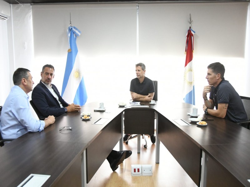 El programa ‘La Democracia al Aula’ llegó a escuelas de nuestra ciudad