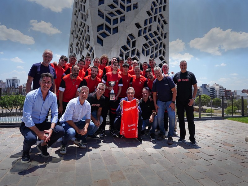 Los Halcones Rojos fueron recibidos por el gobernador Martín Llaryora