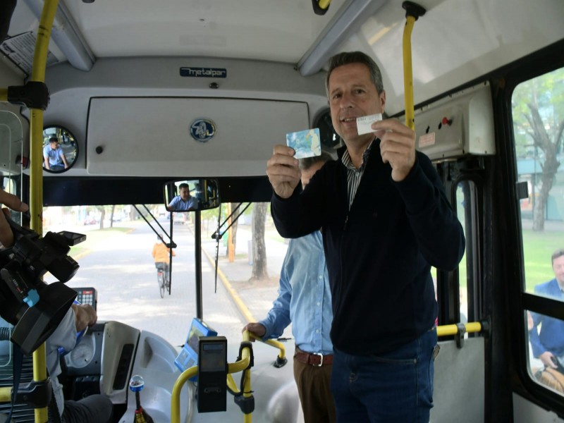 Se puso en marcha en San Francisco el Boleto Urbano Digital