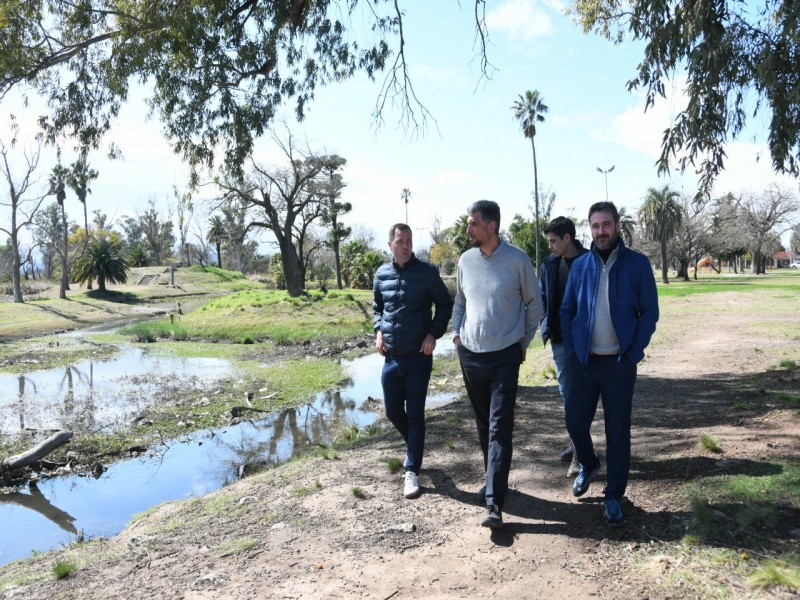 Comenzaron tareas de relevamiento para la obra de refuncionalización del Parque Cincuentenario