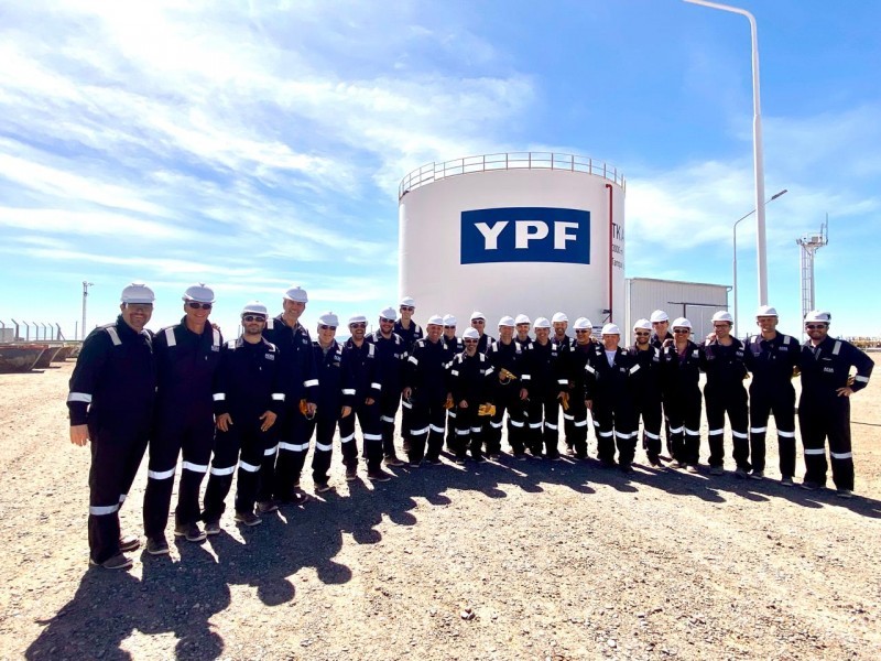 Bernarte y la delegación sanfrancisqueña visitaron Vaca Muerta