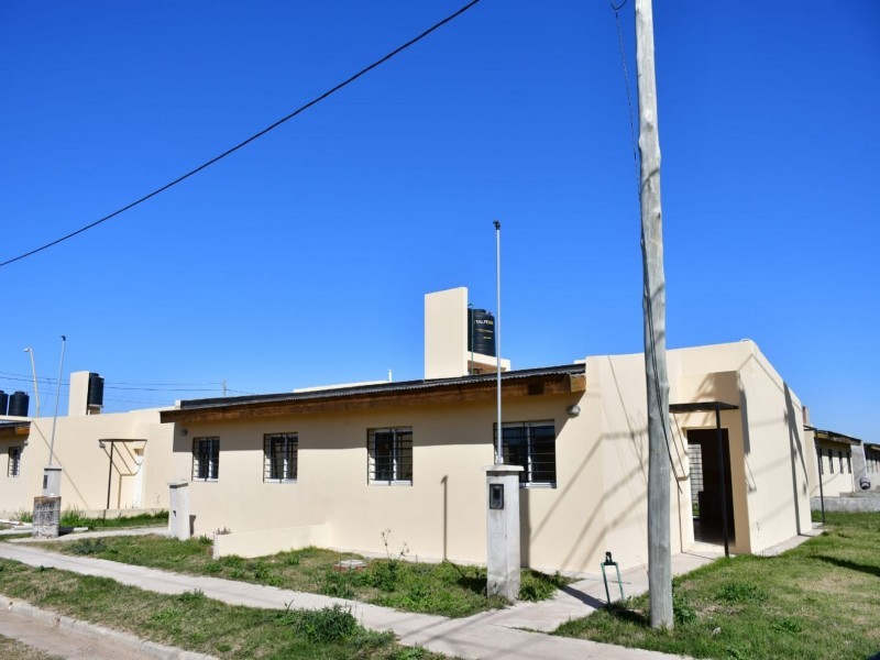 Reparación histórica: la Municipalidad entregará 21 viviendas sociales a familias que necesitaban una solución definitiva