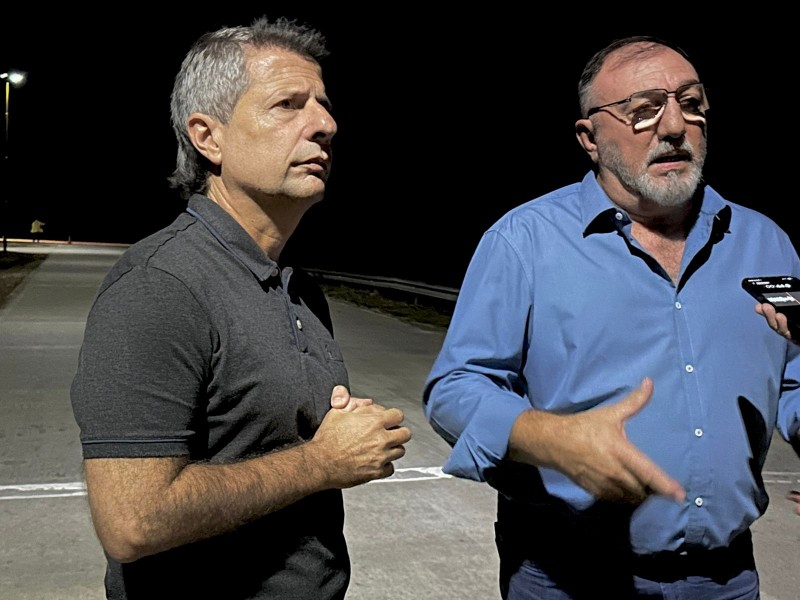 San Francisco y Frontera habilitaron luminarias con tecnología LED solar en el acceso del camino interprovincial hacia la Autovía 19