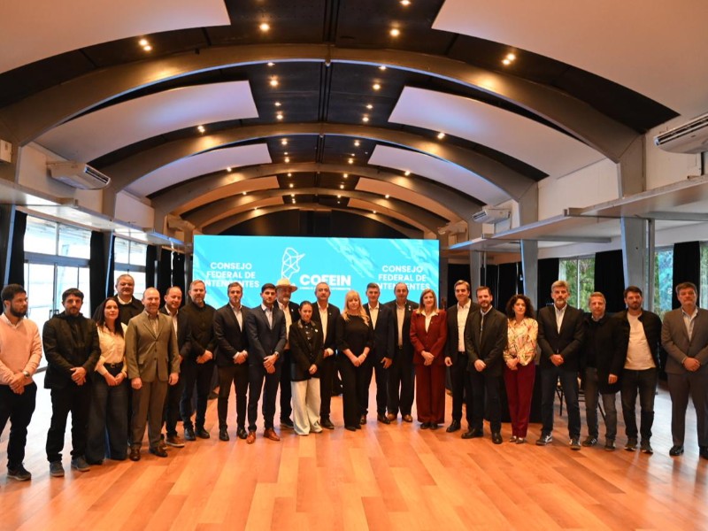 Junto a otros mandatarios municipales Bernarte fue parte de la conformación del Consejo Federal de Intendentes